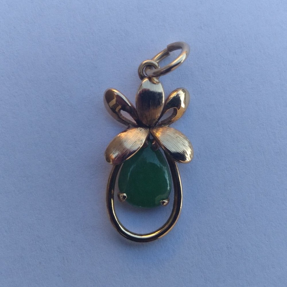 Vintage 14k Yellow Gold and Jade Pendant FINAL Price